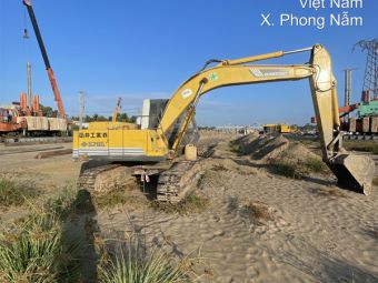 xe-dao-banh-xich-3.jpg