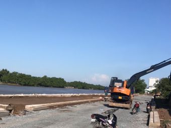 xe-dao-banh-lop-02.jpg